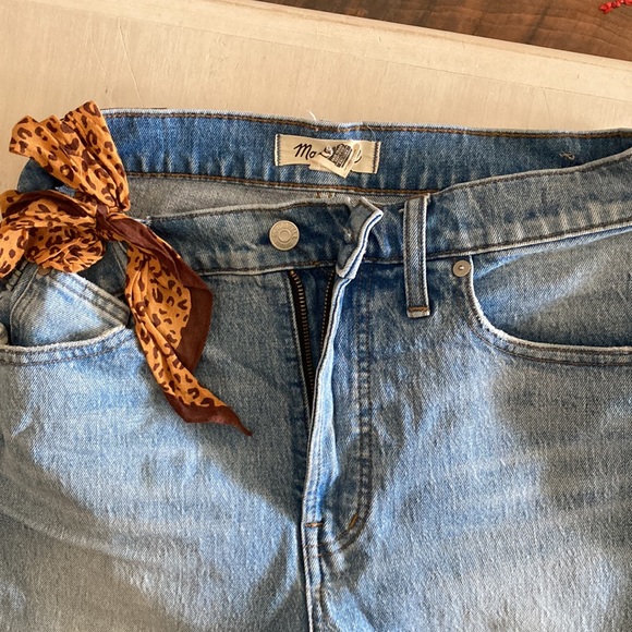 The Perfect Vintage Full-Length Jean in Colebrooke Wash - Picture 2 of 10